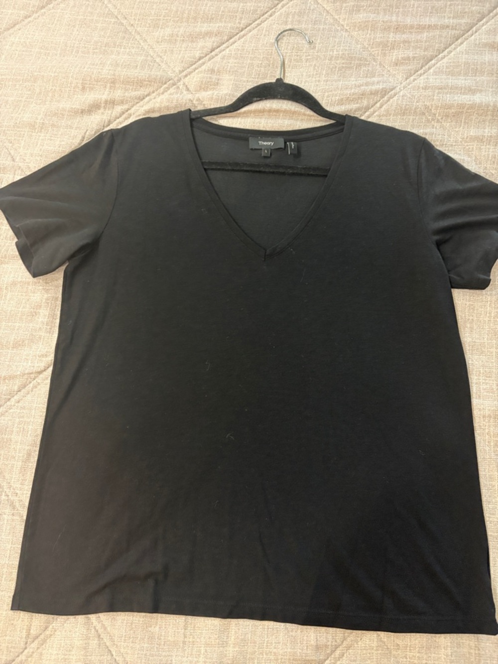 Theory Men’s Black V-Neck Short Sleeve Tee